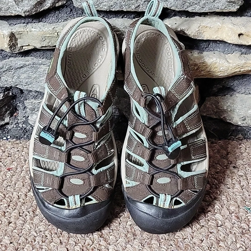 Women's Keen  Brown and Green Outdoor Sandals Size 8 - Picture 2 of 10